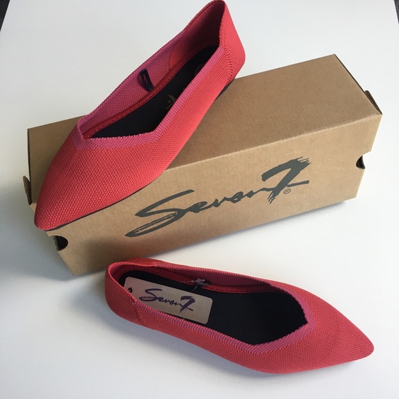 NWT Seven7 Elsa Red/ Pink Pointy Toe Canvas Flat - Picture 2 of 11